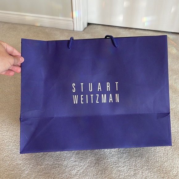Stuart Weitzman shopper - Picture 4 of 11